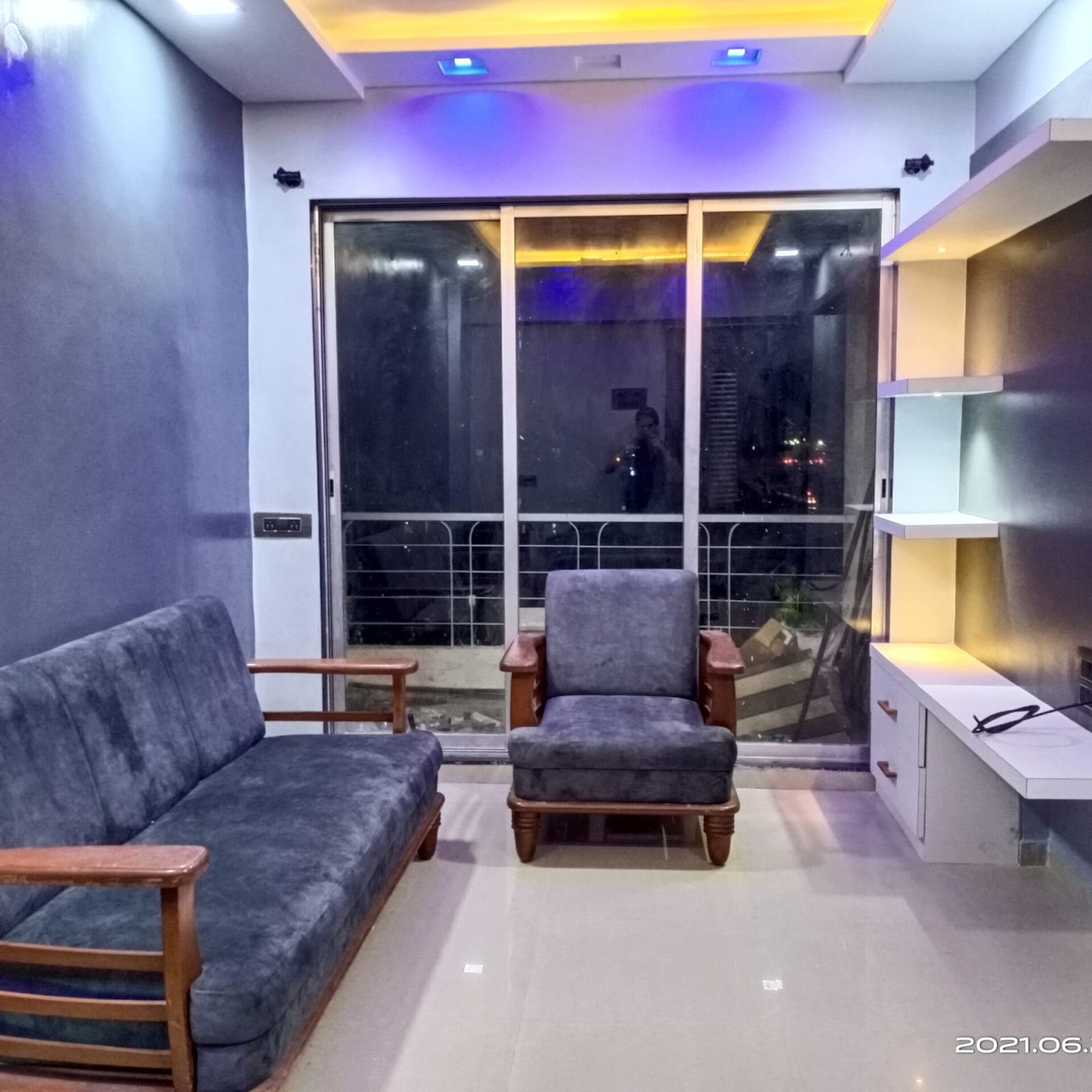 module: a;
hw-remosaic: 0;
touch: (0.59444445, 0.59444445);
modeInfo: ;
sceneMode: Hdr;
cct_value: 0;
AI_Scene: (-1, -1);
aec_lux: 52.0;
hist255: 0.0;
hist252~255: 0.0;
hist0~25: 0.0;